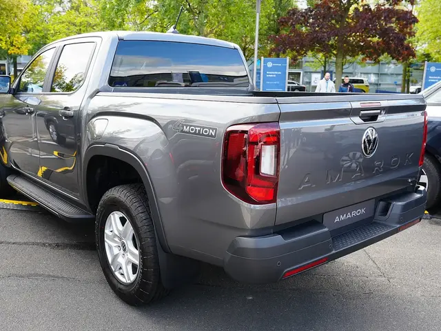 Volkswagen Amarok 2023 — foto 1